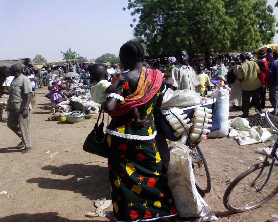 Afluence: marché de Komsilga