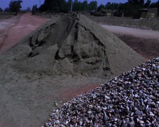Construction d'un radier: marériaux; le sable et le quartz