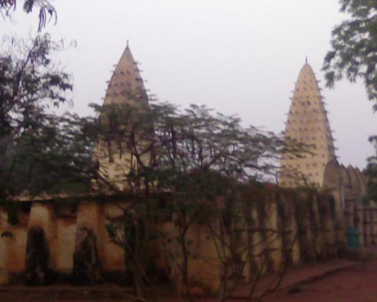 Bobo Dioulasso:La mosquée de Dioulassoba monument historique de la vil
